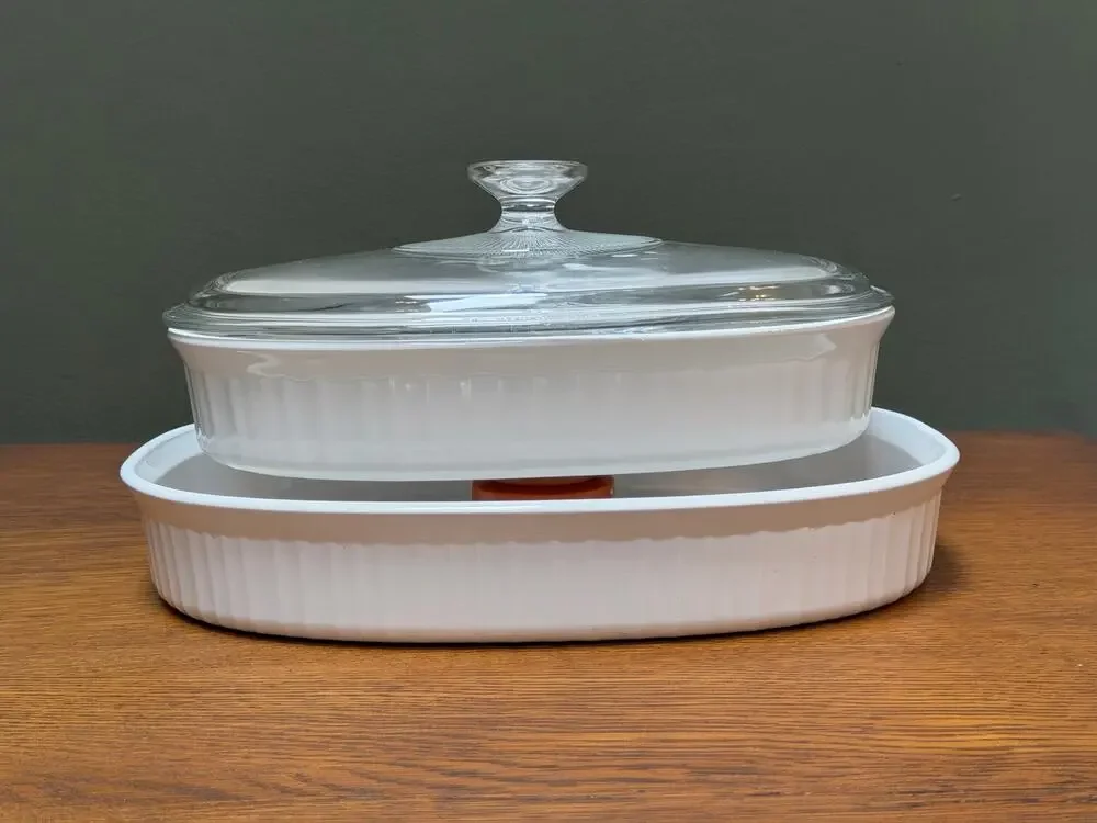 Vintage CorningWare French White Casserole Dish Set 2.5QT F-4-B 1.5QT F-6-B